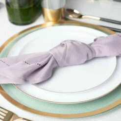 Promo 😍 Posh Setting 20 Pack White and Gold Round Plastic Dinnerware Set (10 Guests) - Edge 🎉 -Cheap poshsetting Store 3684 C 600x600 21259538 d41b 4ddb 9e6f a29c5ab8ec60