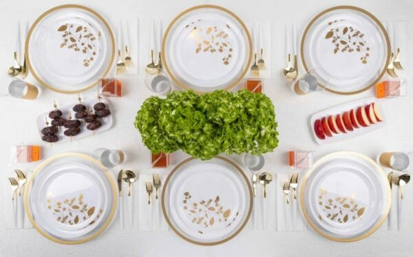 Hot Sale π Posh Setting 20 Pack White and Gold Round Plastic Dinnerware Set (10 Guests) - Garden π 7 Hot Sale π Posh Setting 20 Pack White and Gold Round Plastic Dinnerware Set (10 Guests) - Garden π - Image 5