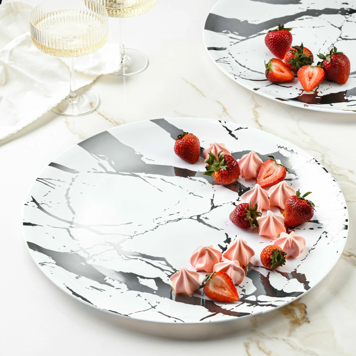 Best reviews of ❤️ Posh Setting Marble White and Silver Small Round Serving Dish - 2 Pack 👏 4 Best reviews of ❤️ Posh Setting Marble White and Silver Small Round Serving Dish - 2 Pack 👏 - Image 2