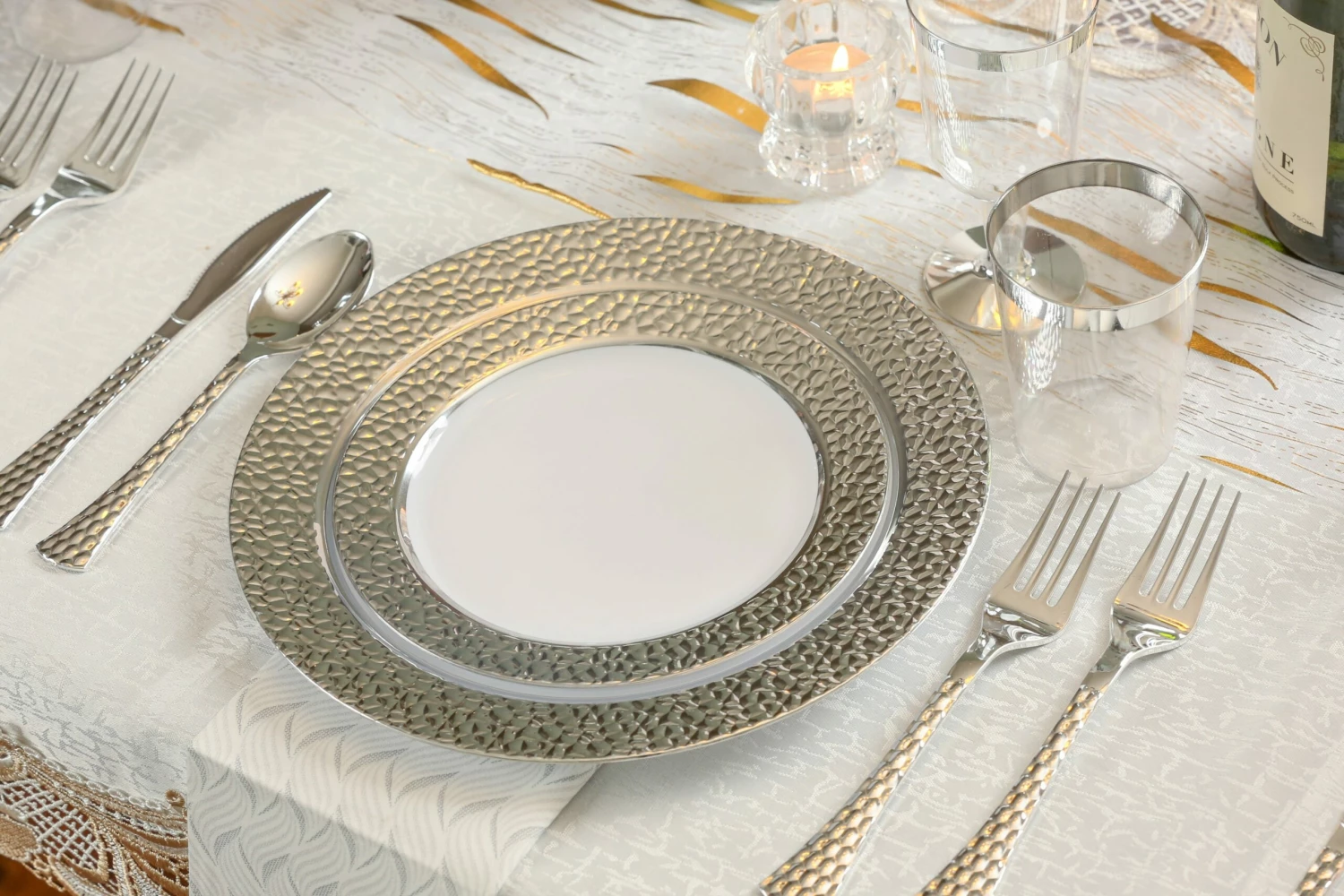 Best reviews of π Posh Setting 40 Piece Combo Pack White and Silver Round Plastic Dinnerware Value Set (20 Servings) - π¨ Hammered π 4 Best reviews of π Posh Setting 40 Piece Combo Pack White and Silver Round Plastic Dinnerware Value Set (20 Servings) - π¨ Hammered π - Image 2