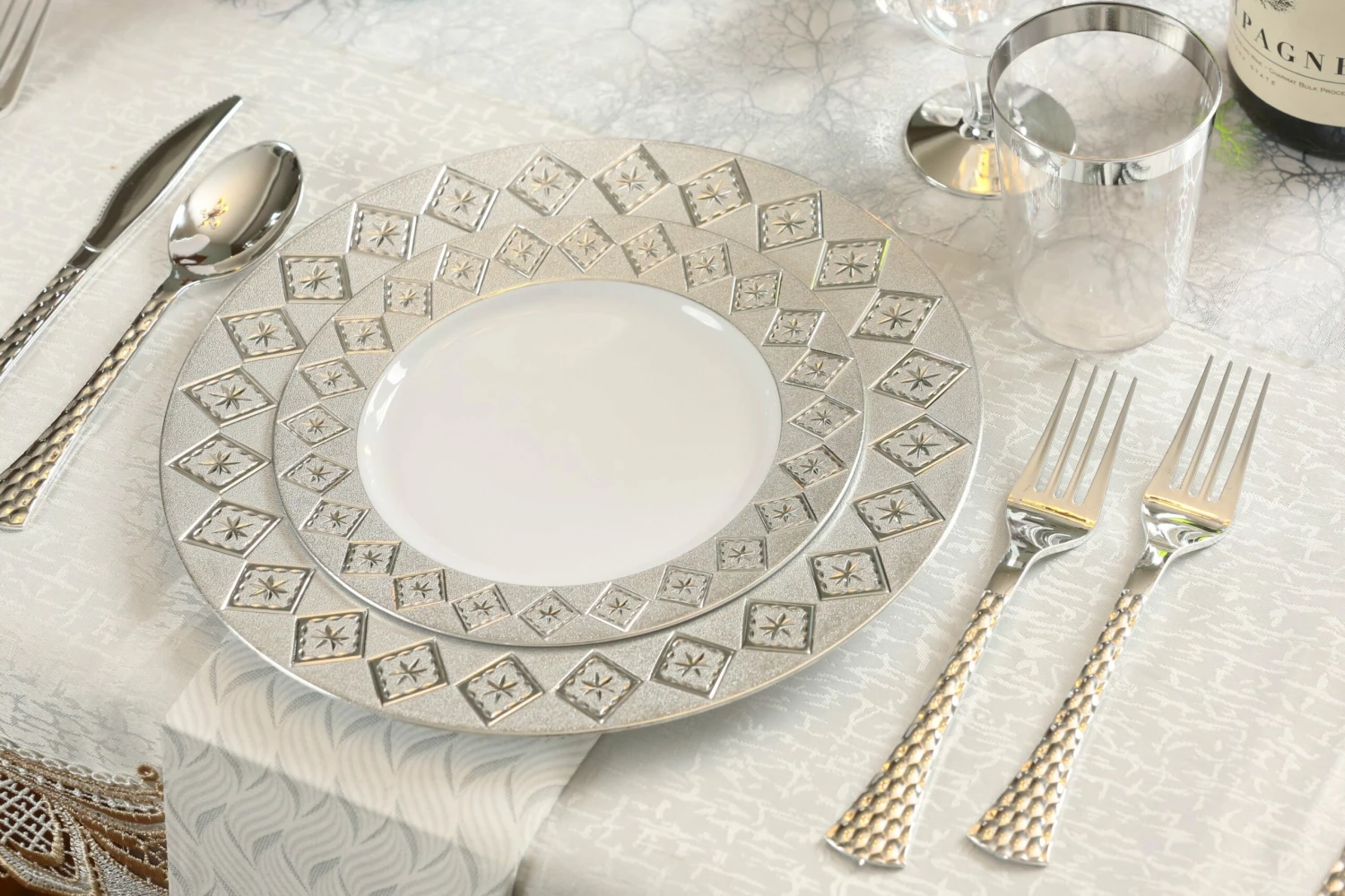 Cheapest ๐ Posh Setting 100 Piece White and Silver Round Plastic Dinnerware and Silverware Value Set (20 Servings) - Imperial โจ 4 Cheapest ๐ Posh Setting 100 Piece White and Silver Round Plastic Dinnerware and Silverware Value Set (20 Servings) - Imperial โจ - Image 2