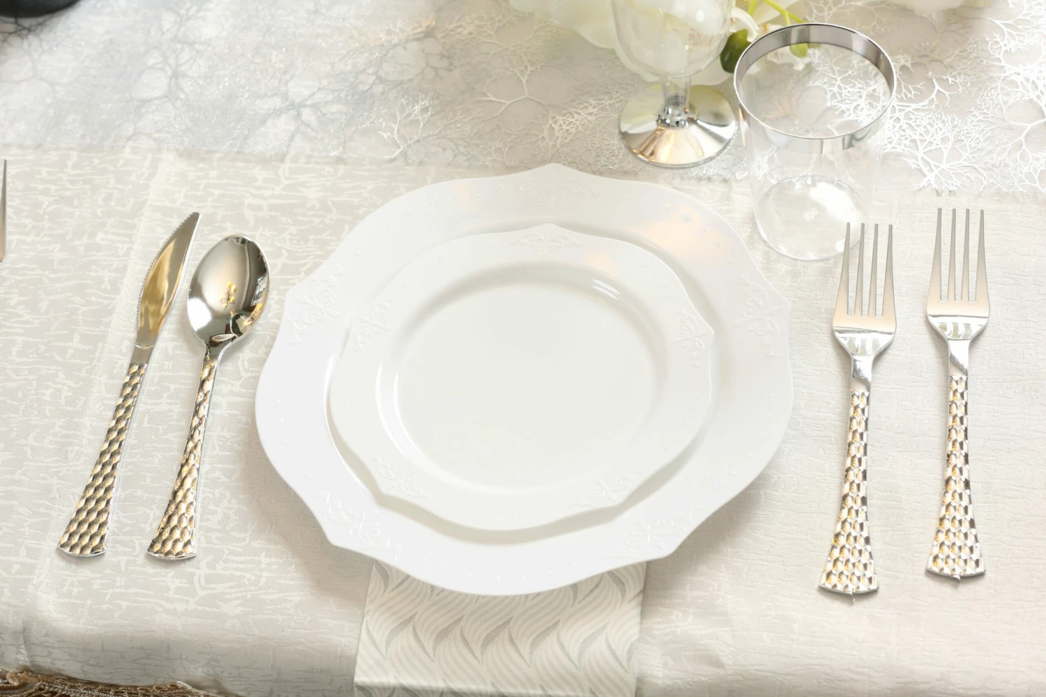Buy π― Posh Setting 100 Piece White Round Plastic Dinnerware and Silverware value set (20 Servings) - Antique β¨ 3 Buy π― Posh Setting 100 Piece White Round Plastic Dinnerware and Silverware value set (20 Servings) - Antique β¨ - Image 2