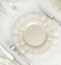 Promo 🌟 Posh Setting 40 Pack Pearl Round Plastic Dinnerware Value Set (20 Guests) - Scalloped 🌟 -Cheap poshsetting Store ScallopCollectionIvorySetUp